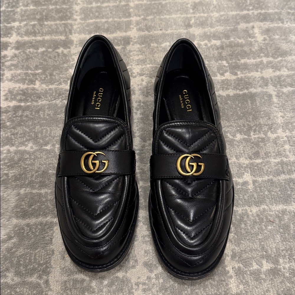 Gucci Marmont Black Loafers with Gold Emblem